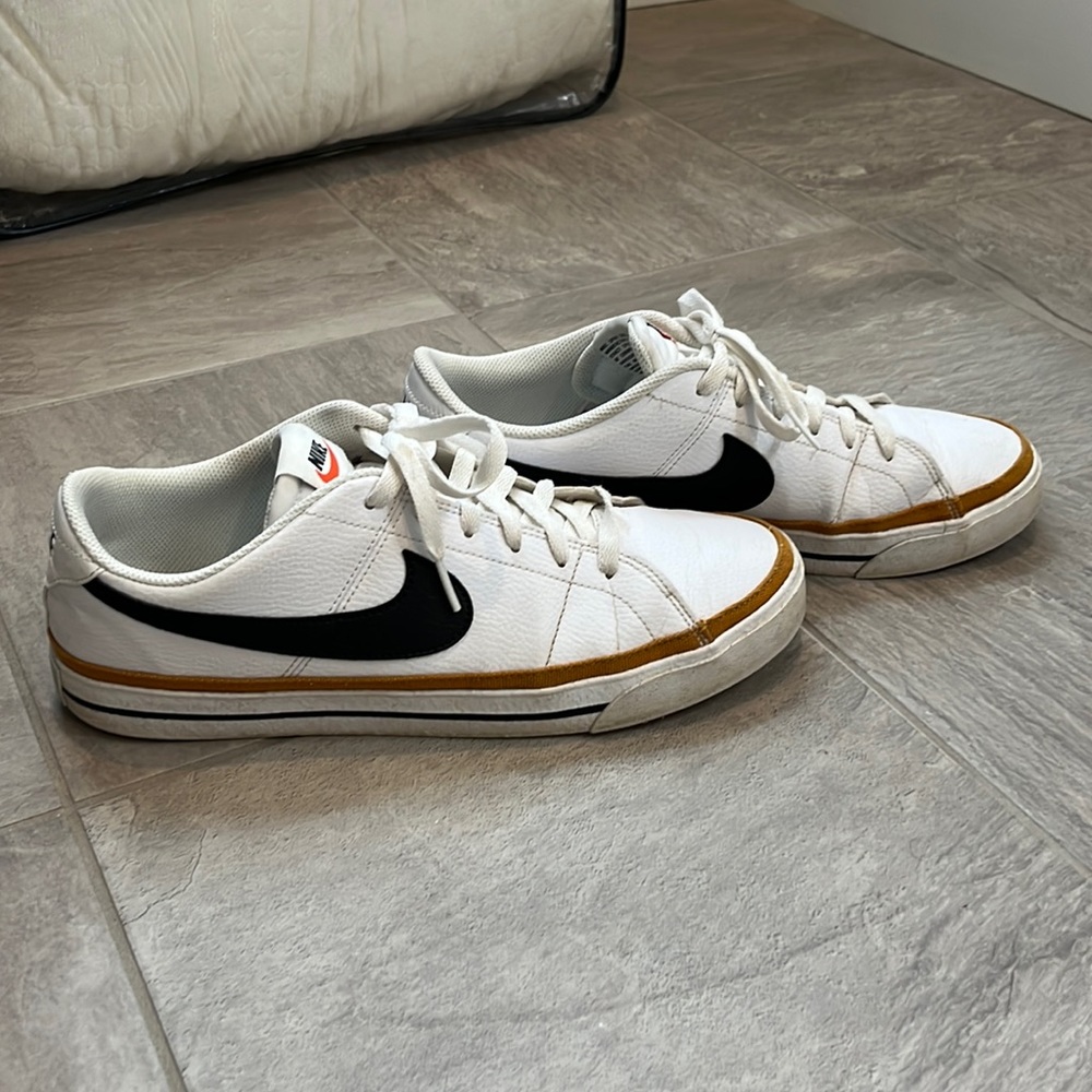 Nike court legacy shoes